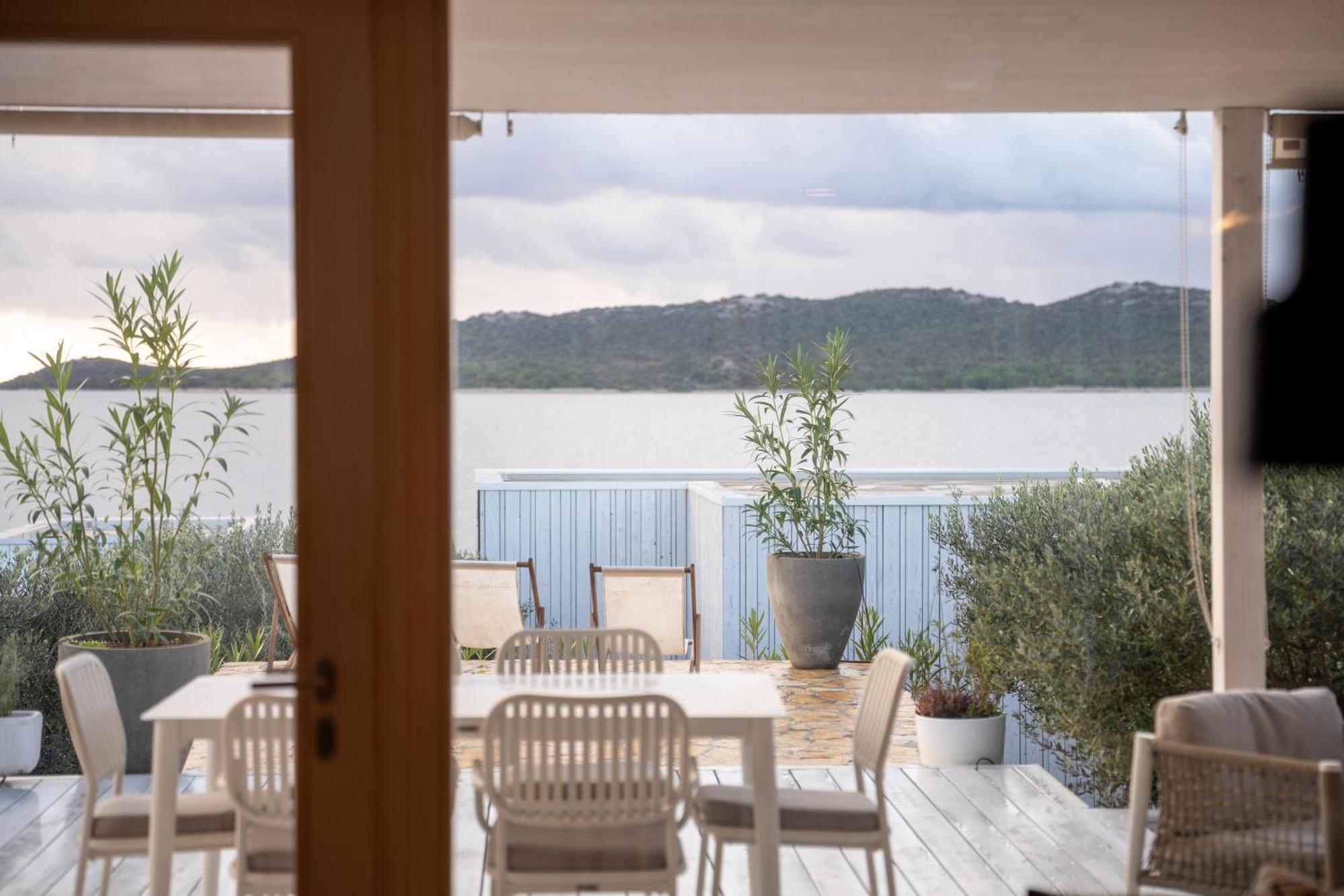 Sun Deck Buqez Villa 70 Пакоштане Экстерьер фото